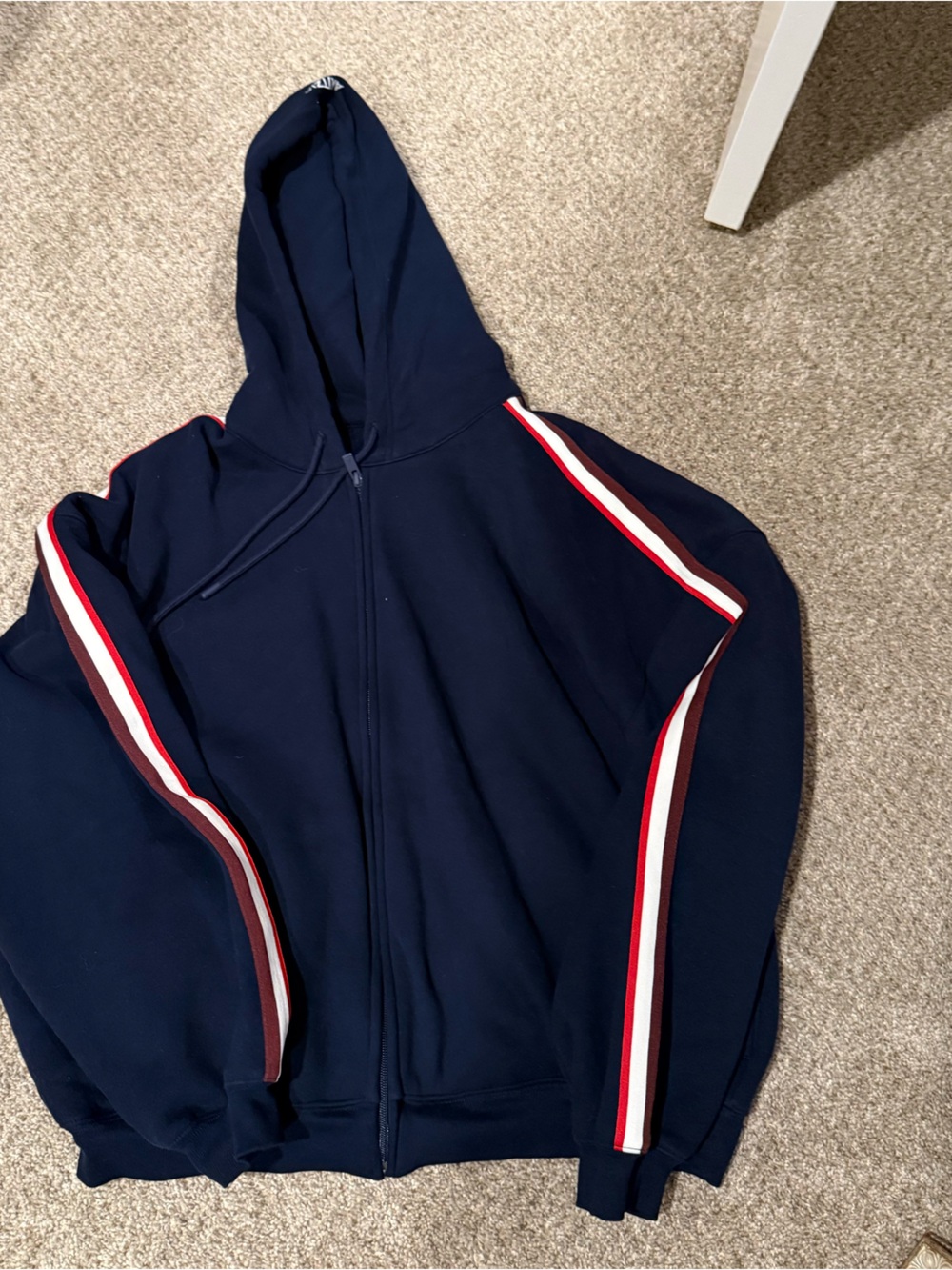 Aritzia Mega Fit Sweatfleece Zip Up Hoodie